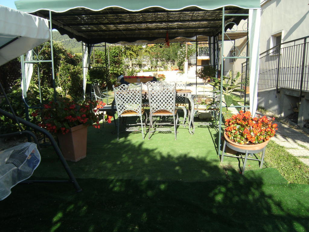 Emily Bed & Breakfast Stroncone Dış mekan fotoğraf