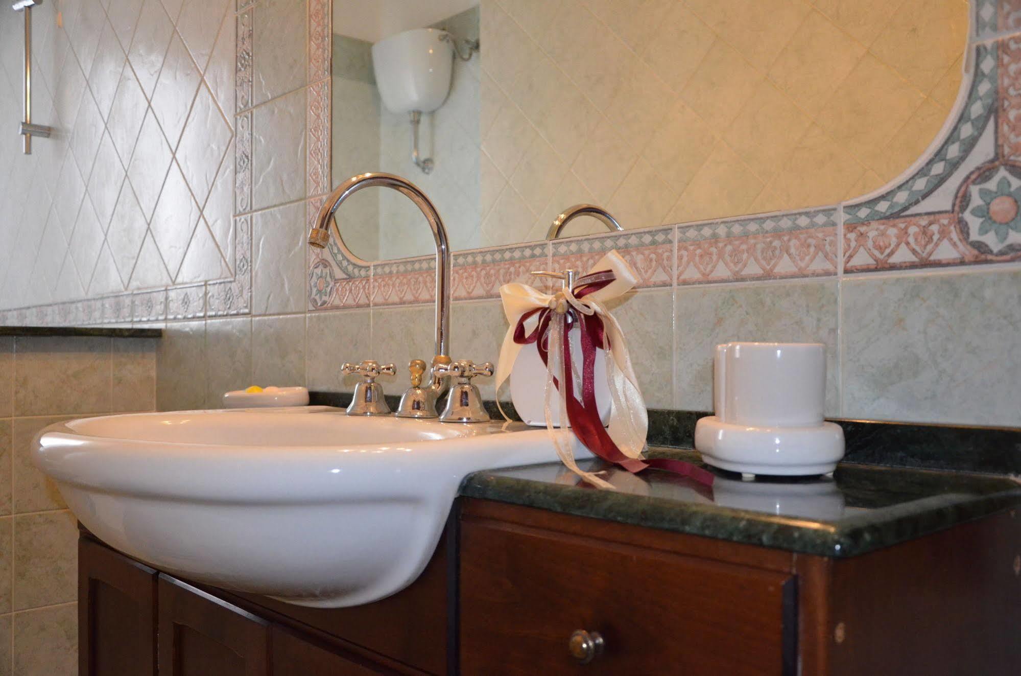 Emily Bed & Breakfast Stroncone Dış mekan fotoğraf